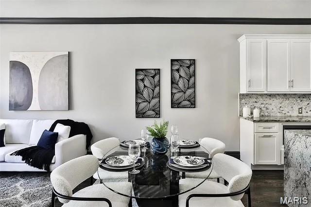 1916 South 12th Street St. Louis, MO 63104 - Photo 9 of 42