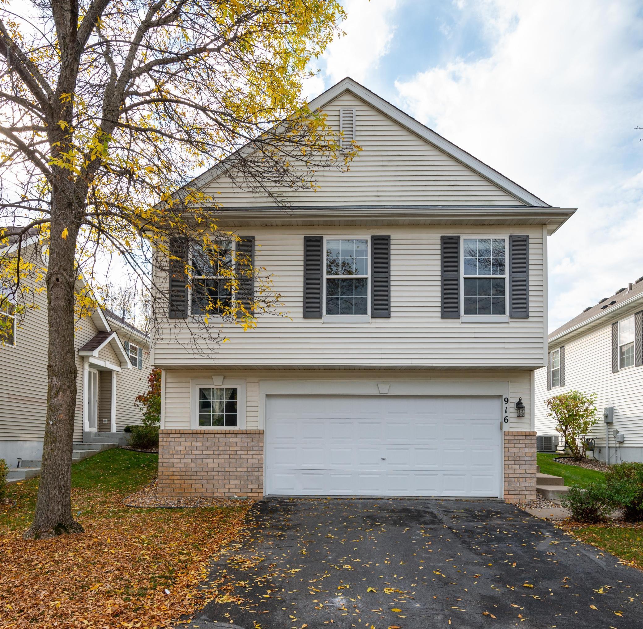 916 Parkside Boulevard Hopkins, MN 55343 - Photo 1 of 1
