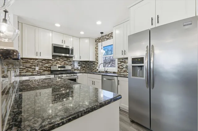 $424,999 | 10300 Parkview Lane North, Champlin, MN 55316