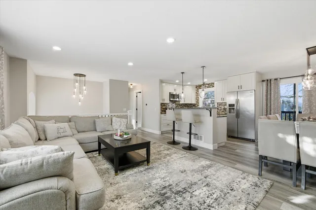 $424,999 | 10300 Parkview Lane North, Champlin, MN 55316