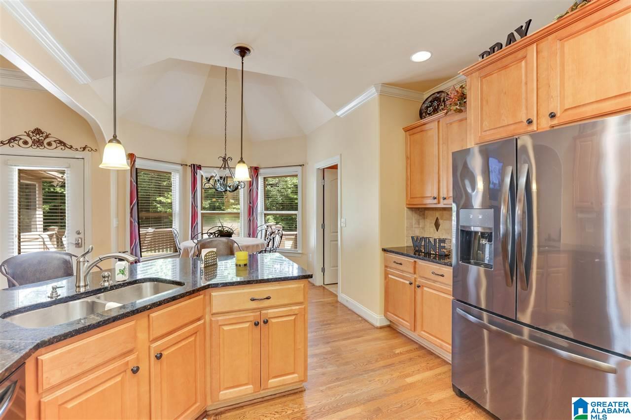 1024 Stoneykirk Road Pelham, AL 35124 - Photo 4 of 41