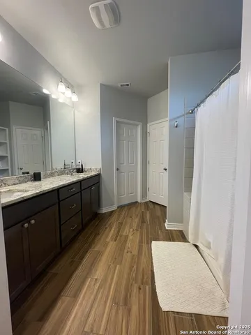 $298,000 | 1000 Blue Crest Lane, Beeville, TX 78102