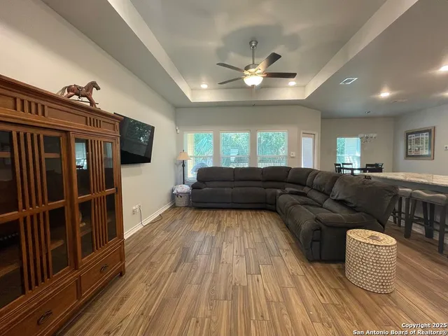 $298,000 | 1000 Blue Crest Lane, Beeville, TX 78102