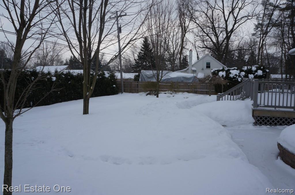 2863 Avalon Road Rochester, MI 48309 - Photo 3 of 5 DSC02275.jpg