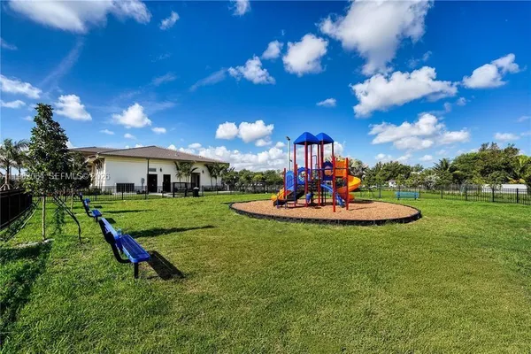 $3,750 | 12560 Northwest 22nd Place, Miami, FL 33167