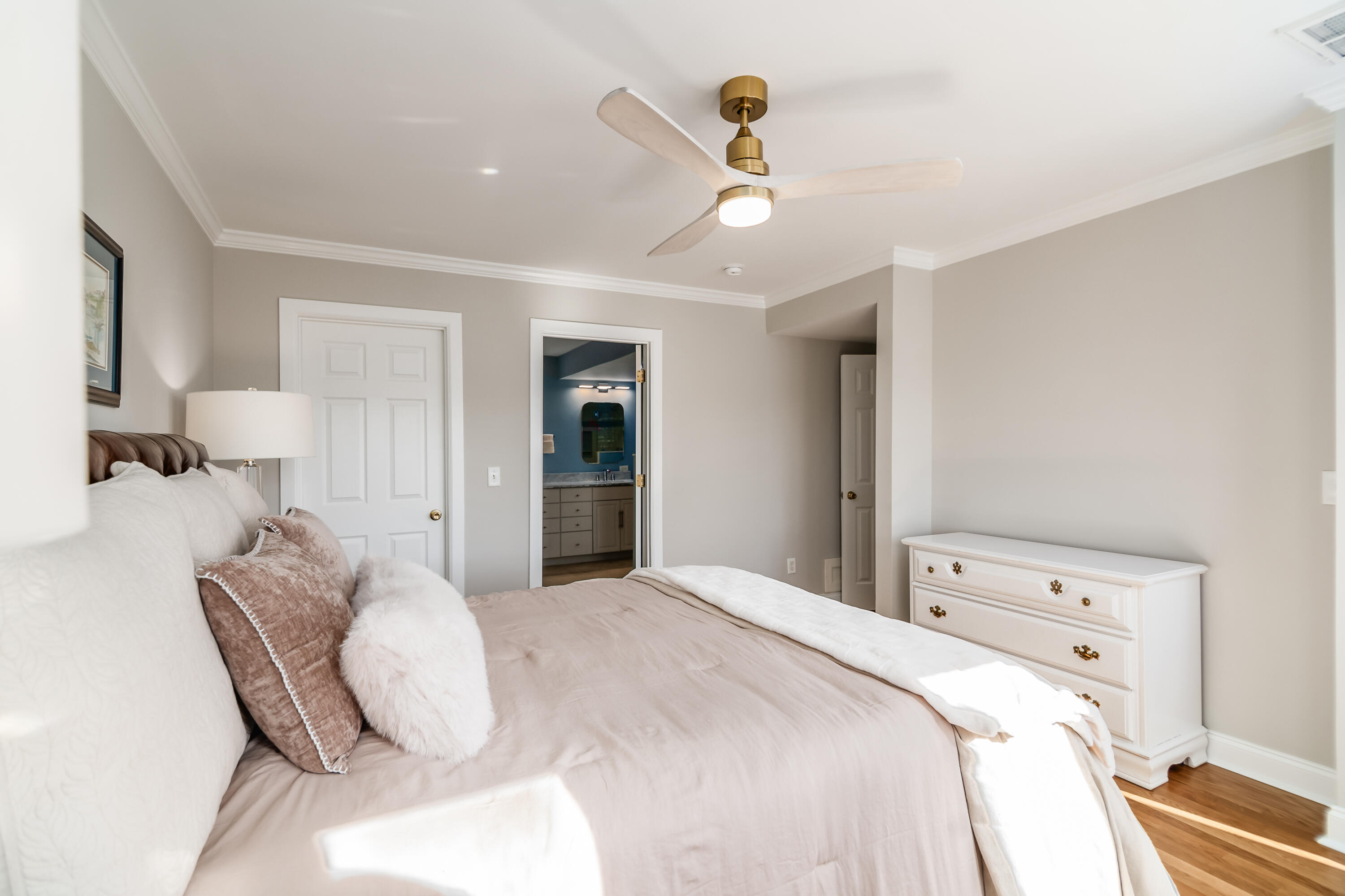 156 Tradd Street, Unit E Charleston, SC 29401 - Photo 28 of 55