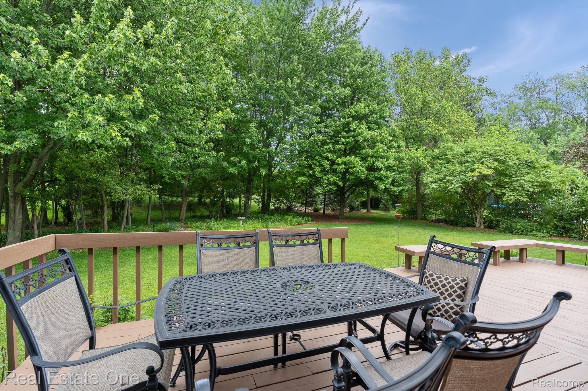 1900 McCormick Drive Rochester, MI 48306 - Photo 48 of 56 1900 McCormick MLS-W052.jpg
