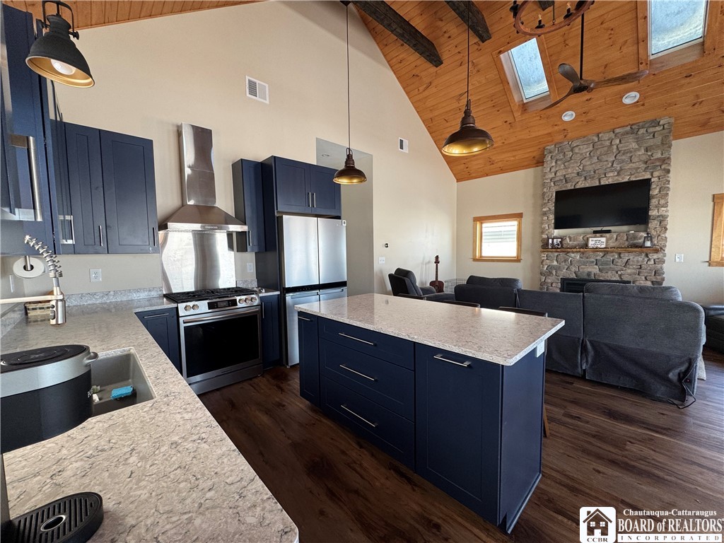 29 Loomis Bay Road Busti, NY 14710 - Photo 25 of 49 The appliances are less than tow years old, and th