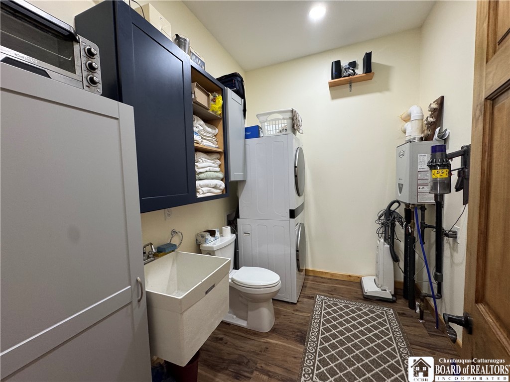 29 Loomis Bay Road Busti, NY 14710 - Photo 36 of 49 Half bath- with new stackable washer and dryer. A