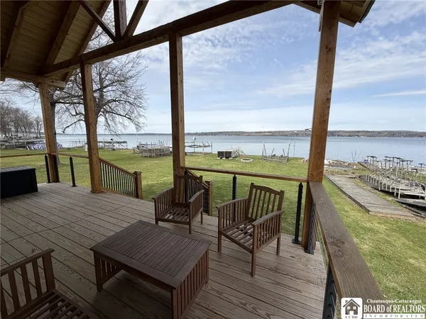 $625,000 | 29 Loomis Bay Road, Busti, NY 14710