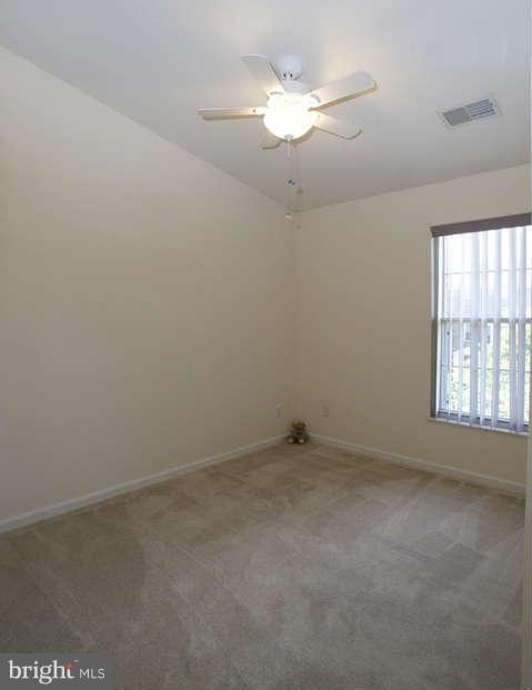 12846 Silvia Loop Woodbridge, VA 22192 - Photo 25 of 30 an empty room with a window