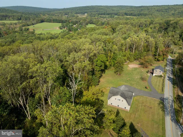 $595,000 | 370 Hopewell Road, Elverson, PA 19520