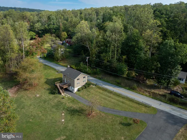 $595,000 | 370 Hopewell Road, Elverson, PA 19520