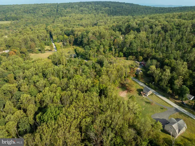 $595,000 | 370 Hopewell Road, Elverson, PA 19520