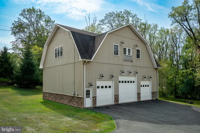 $595,000 | 370 Hopewell Road, Elverson, PA 19520