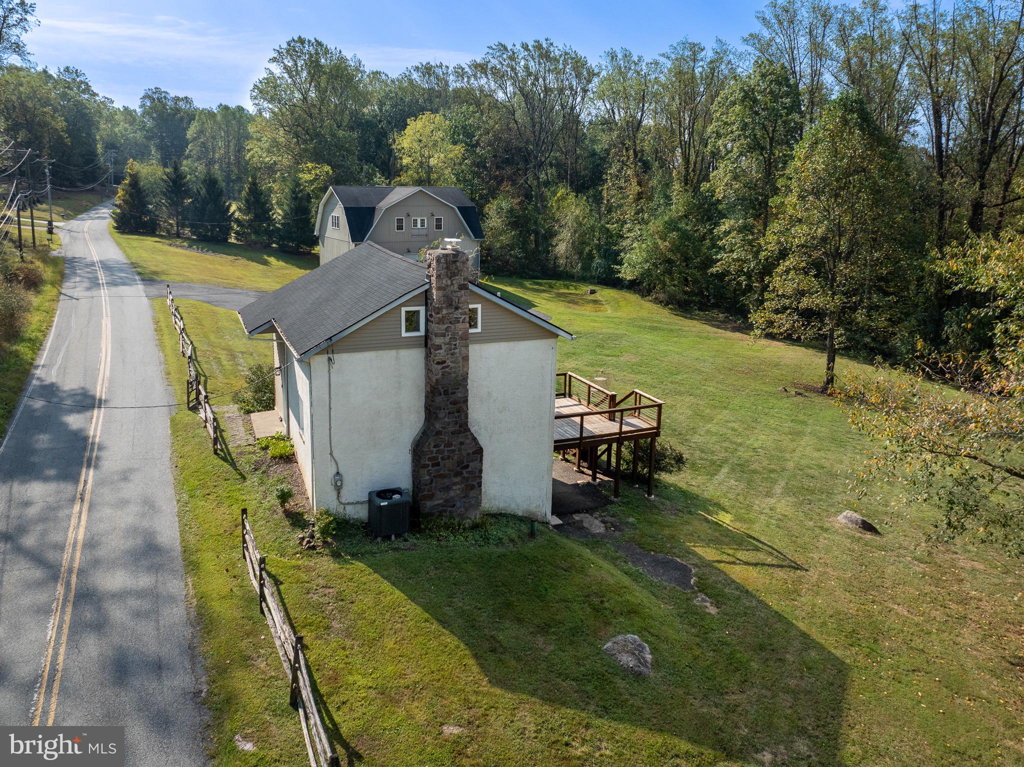 370 Hopewell Road Elverson, PA 19520 - Photo 7 of 33