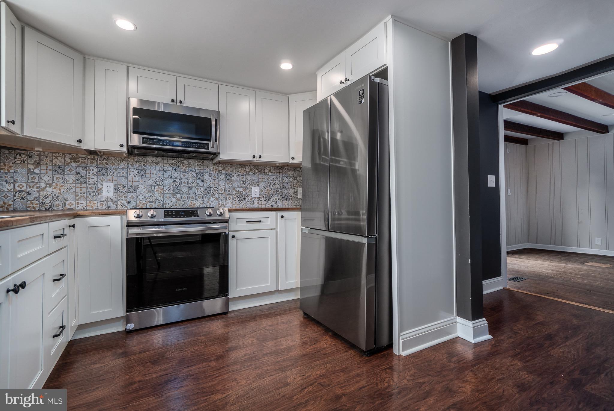 370 Hopewell Road Elverson, PA 19520 - Photo 8 of 33