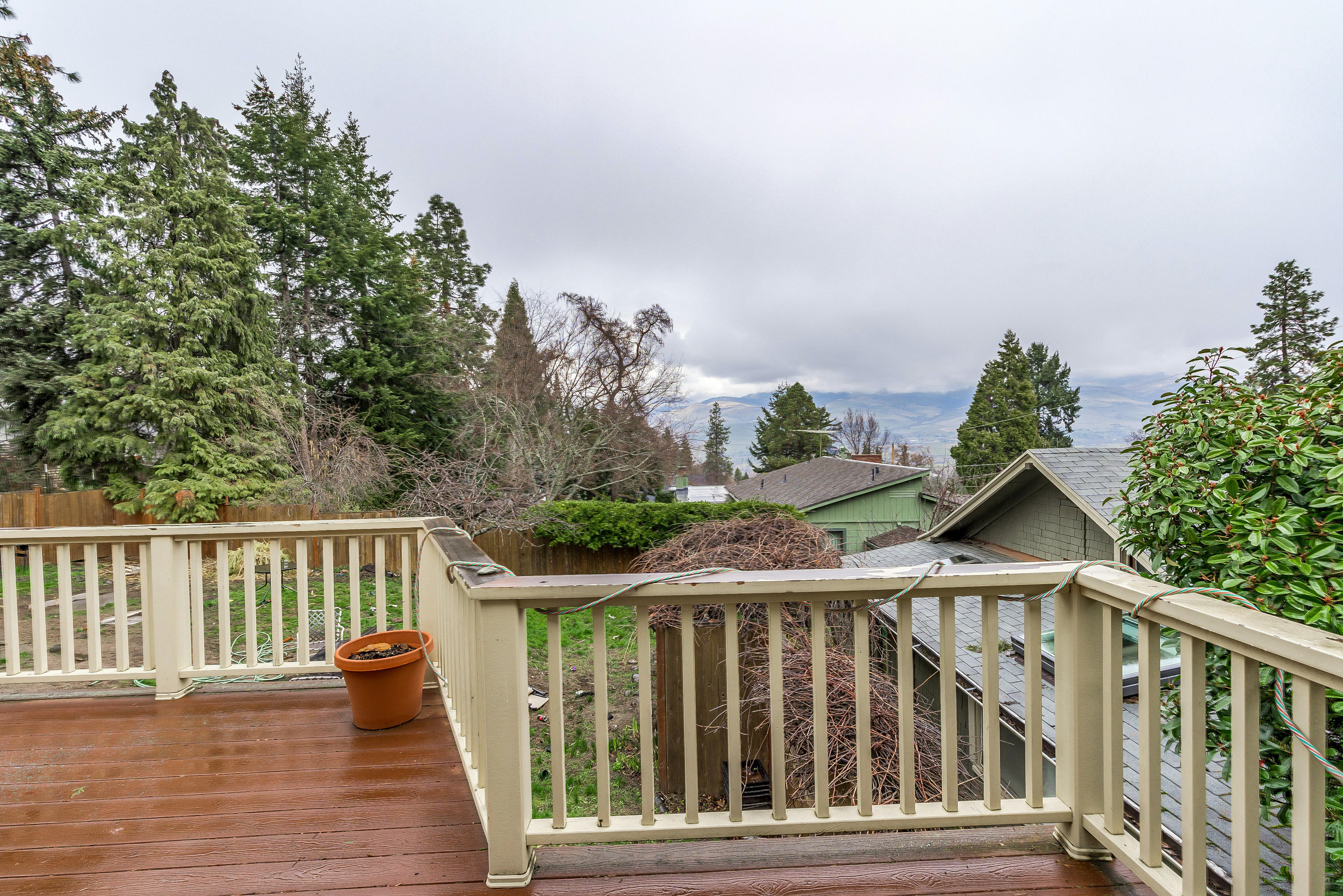 735 Roca Street Ashland, OR 97520 - Photo 13 of 56 Prospect(13)