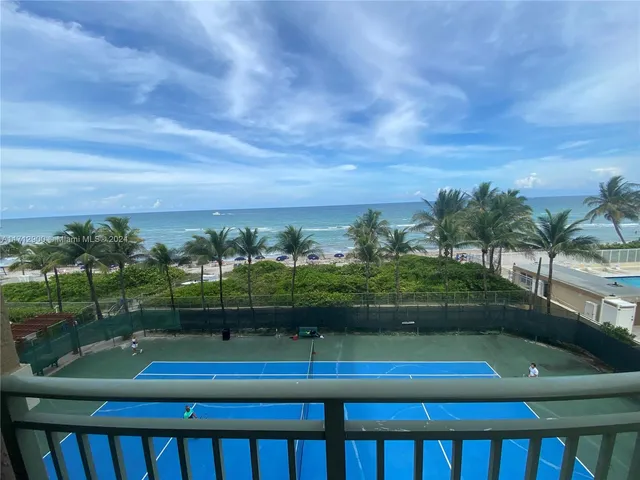 $5,500 | 2080 South Ocean Drive, Unit 311, Hallandale Beach, FL 33009