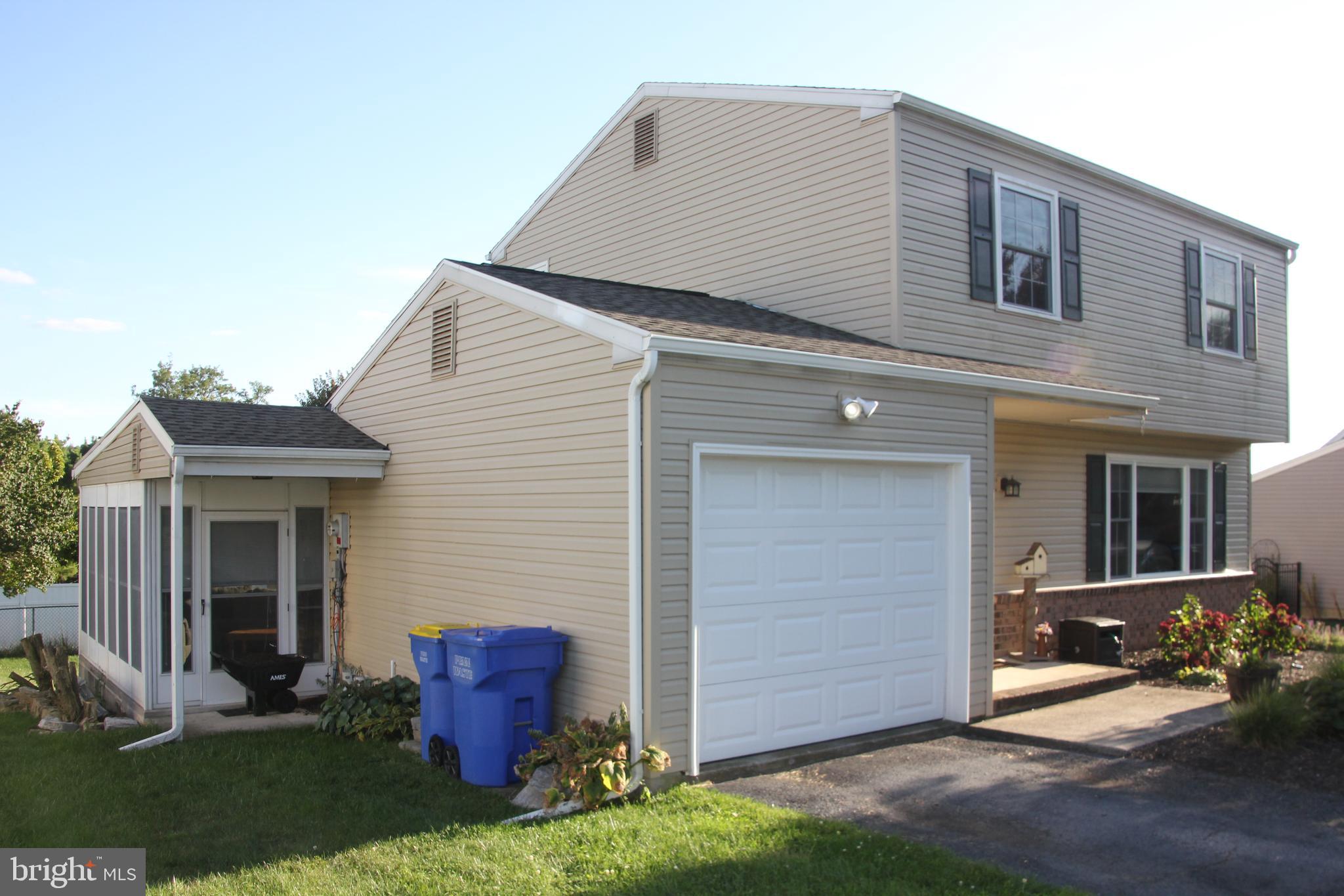 337 Springhouse Road Harrisburg, PA 17111 - Photo 2 of 19 Gallery Image 2