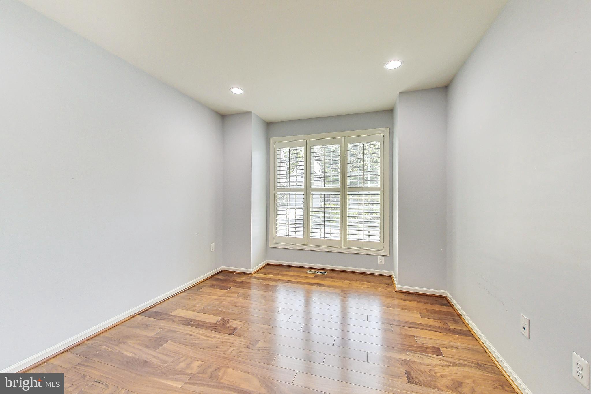 13233 Moonlight Trail Drive Silver Spring, MD 20906 - Photo 19 of 65