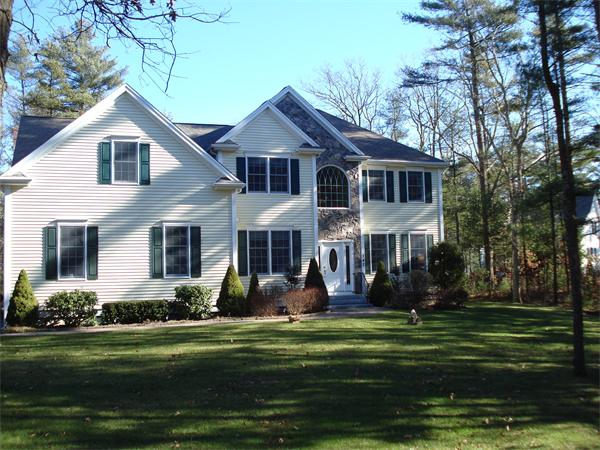 347 Titicut Road Raynham, MA 02767 - Photo 1 of 30 Gallery Image 1