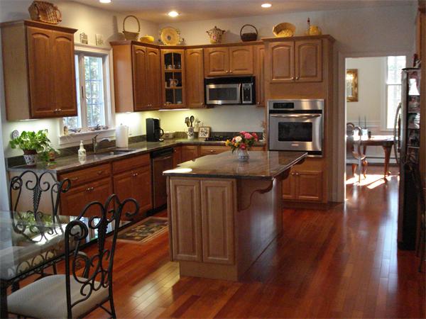 347 Titicut Road Raynham, MA 02767 - Photo 13 of 30 Gallery Image 13