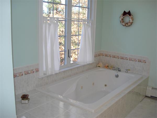 347 Titicut Road Raynham, MA 02767 - Photo 22 of 30 Gallery Image 22