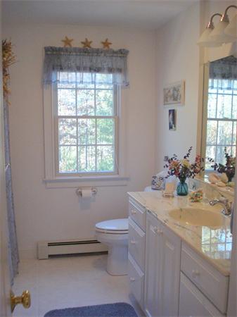 347 Titicut Road Raynham, MA 02767 - Photo 28 of 30 Gallery Image 28