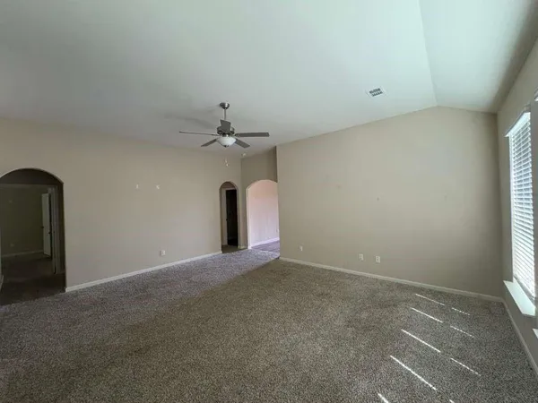 $1,995 | 306 Golden Sands Lane, Princeton, TX 75407