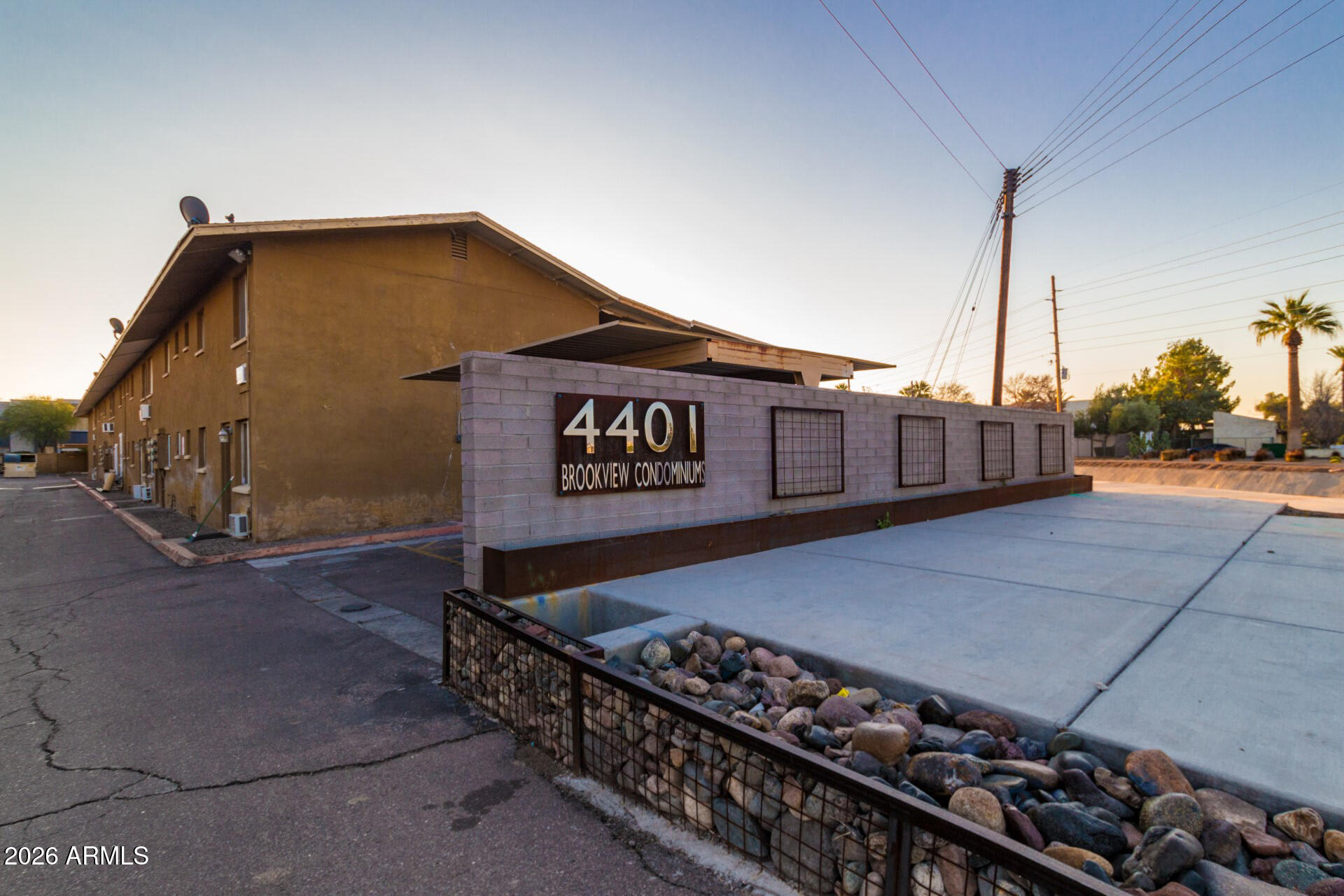4401 North 12th Street, Unit 201 Phoenix, AZ 85014 - Photo 11 of 11 08 12th