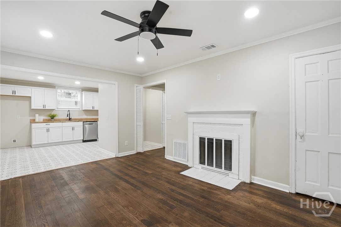 1915 Causton Bluff Road Savannah, GA 31404 - Photo 9 of 29