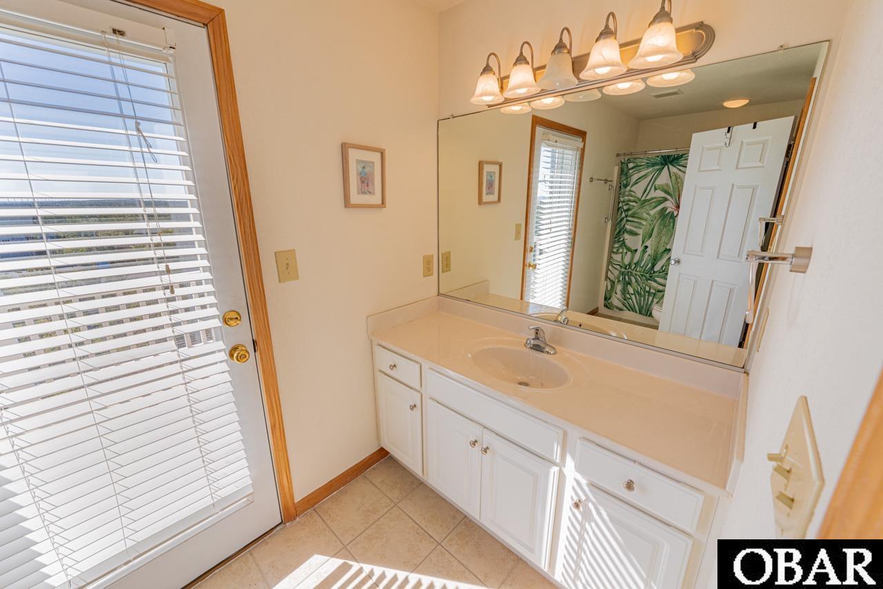 27200 Sunset Court Salvo, NC 27982 - Photo 20 of 48