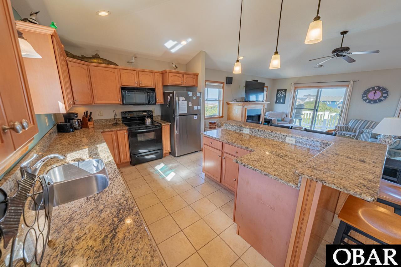 27200 Sunset Court Salvo, NC 27982 - Photo 6 of 48