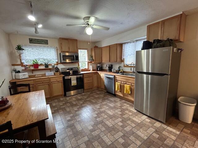 163 Carbondale Road Waymart, PA 18472 - Photo 18 of 32 IMG_0302