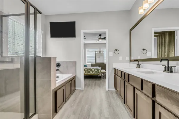 $2,800 | 5338 CJ Walker Lane, Houston, TX 77048