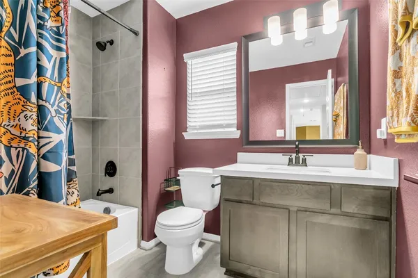 $2,800 | 5338 CJ Walker Lane, Houston, TX 77048