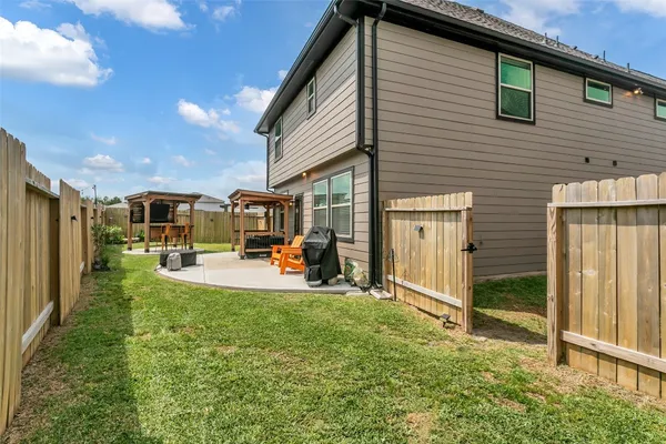 $2,800 | 5338 CJ Walker Lane, Houston, TX 77048