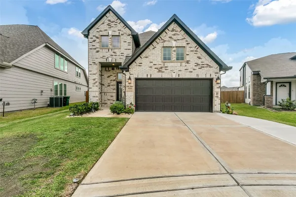 $2,800 | 5338 CJ Walker Lane, Houston, TX 77048