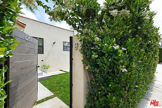 $5,895 | 8961 Cadillac Avenue, Los Angeles, CA 90034