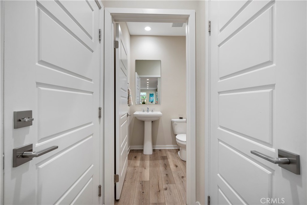 134 Modjeska Irvine, CA 92618 - Photo 11 of 31