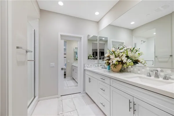 $5,200 | 134 Modjeska, Irvine, CA 92618