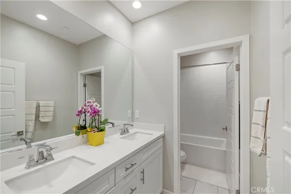 $5,200 | 134 Modjeska, Irvine, CA 92618