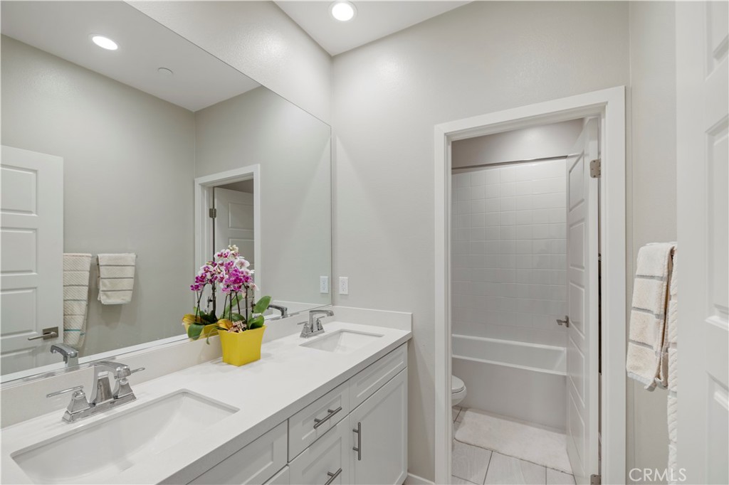 134 Modjeska Irvine, CA 92618 - Photo 21 of 31