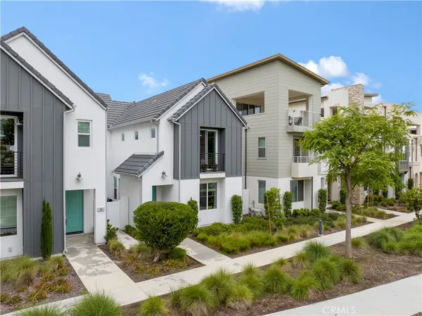 $5,200 | 134 Modjeska, Irvine, CA 92618