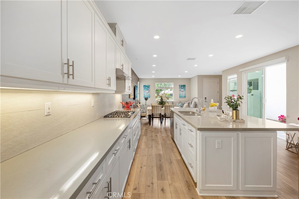 134 Modjeska Irvine, CA 92618 - Photo 10 of 31