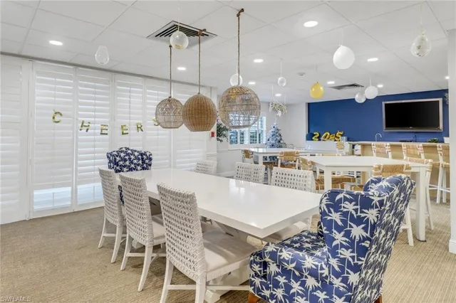 $2,995 | 220 Seaview Court, Unit 316, Marco Island, FL 34145