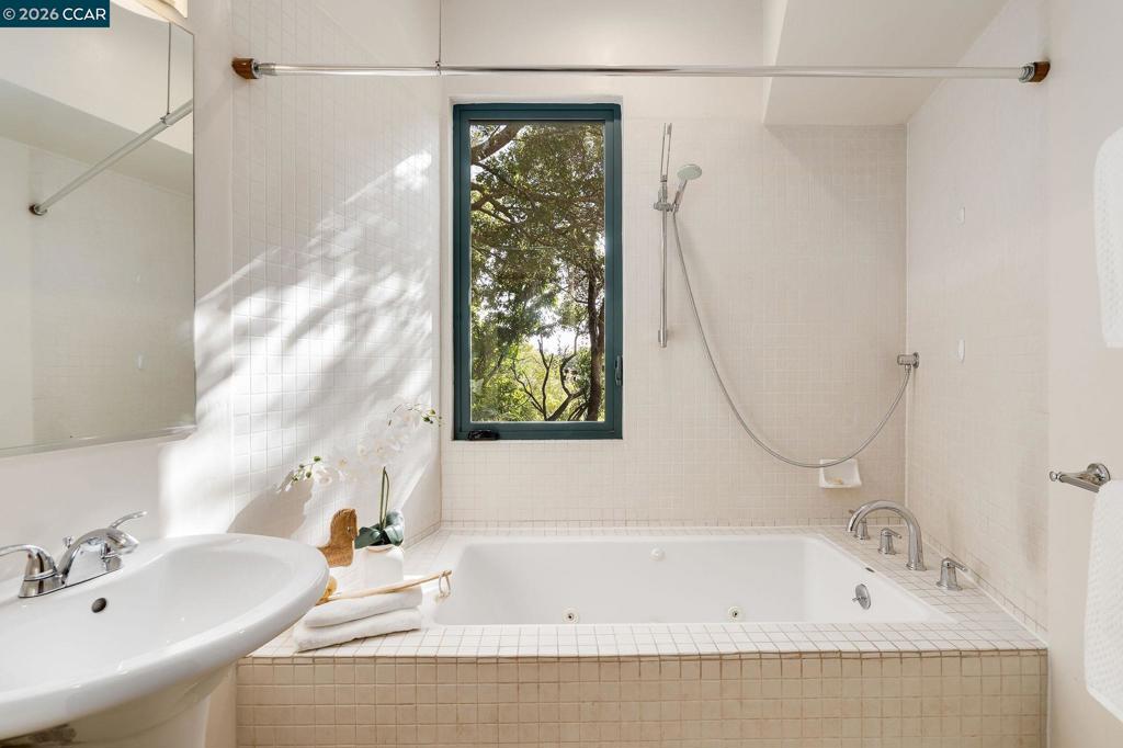 161-161 Panoramic Way Berkeley, CA 94704 - Photo 40 of 56