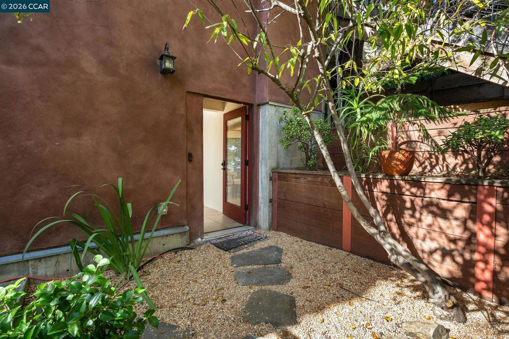 161-161 Panoramic Way Berkeley, CA 94704 - Photo 7 of 56