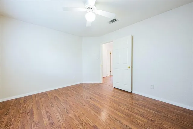 $1,988 | 1010 Laurelleaf Drive, Pflugerville, TX 78660